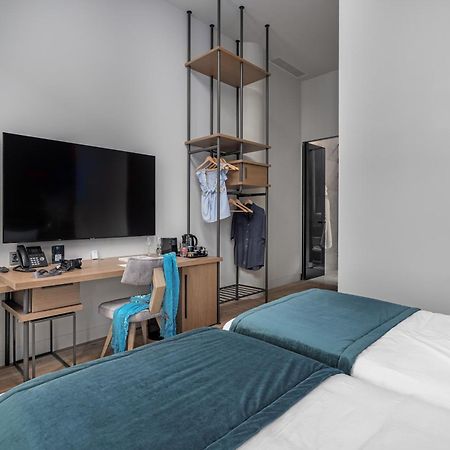 Hellenic Vibes Smart Hotel Athens Luaran gambar A room at the hotel