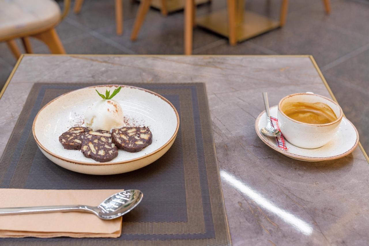 Hellenic Vibes Smart Hotel Athens Luaran gambar Chocolate salami