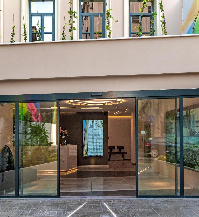 Hellenic Vibes Smart Hotel Athens Luaran gambar Entrance to the hotel